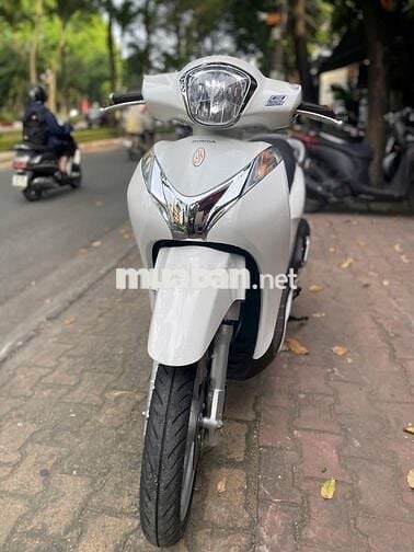 Honda SH Mode 2017 Trắng
