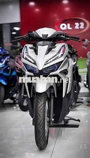 💥Vario 125 màu bạc lên sẵn LED + bi cầu cực ngầu