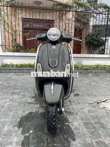 VESPA Nguyên Bản 2013 Chất _Bảo Hành Dài Hạn