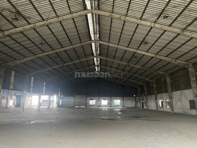 Cho thuê kho xưởng, diện tích: 1.000m2 , MT Nguyễn Hữu Trí, Bình Chánh