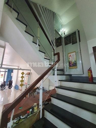 Bán nhà Mặt Tiền đường 84 KDC Cao Lỗ P4 Q8 