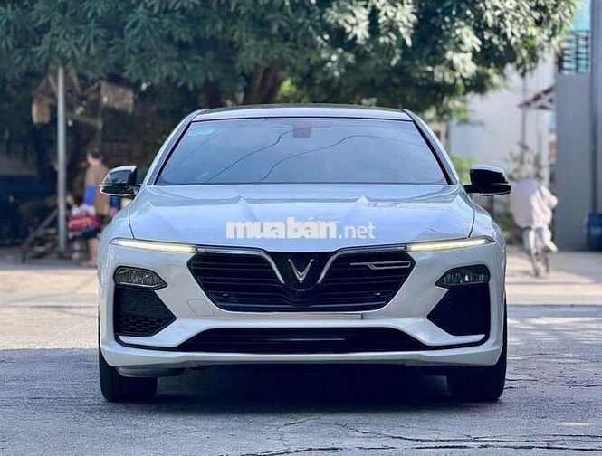 VinFast Lux A2.0 Turbo 2022 Trắng