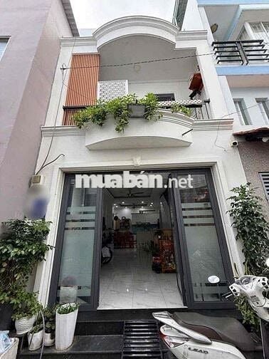 Siêu phẩm cho người đam mê đầu tư cho thuê 2tỷ990, DT 41.7m2, Vườn Lài