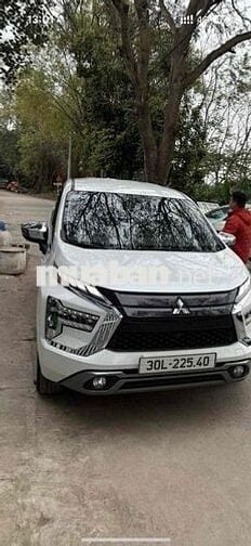 Mitsubishi Xpander 2023 Premium 1.5 AT - 28000 km