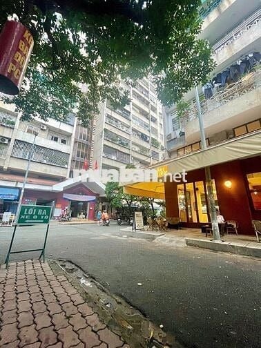 Bán chung cư Ngô Tất Tố, dt 74m2 căn góc 2 ban công