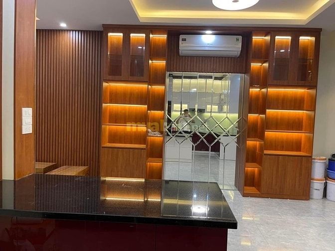 An Dương Vương – Tây Hồ - Ô Tô – 81 M2 – 4 T – MT 6.4 M – Giấ 14.9 Tỷ.