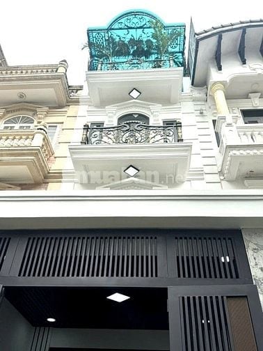 Gấp bán;gấp bán nhà đẹp+mới 63m2 sát mặt tiền Lý phục Man giá tốt 9ty5