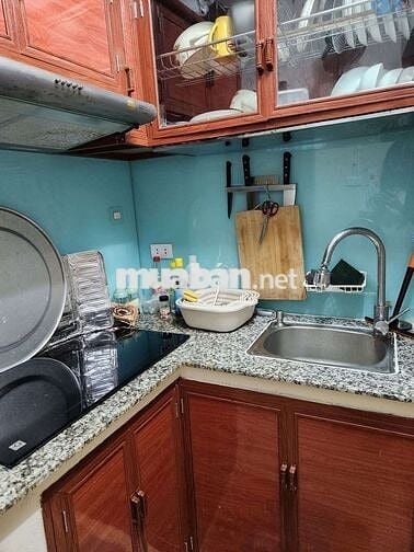 Cho thuê nhà tập thể c5 thanh xuân bắc