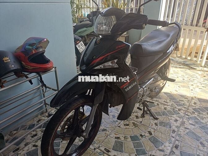 Yamaha Sirius RC màu Đen