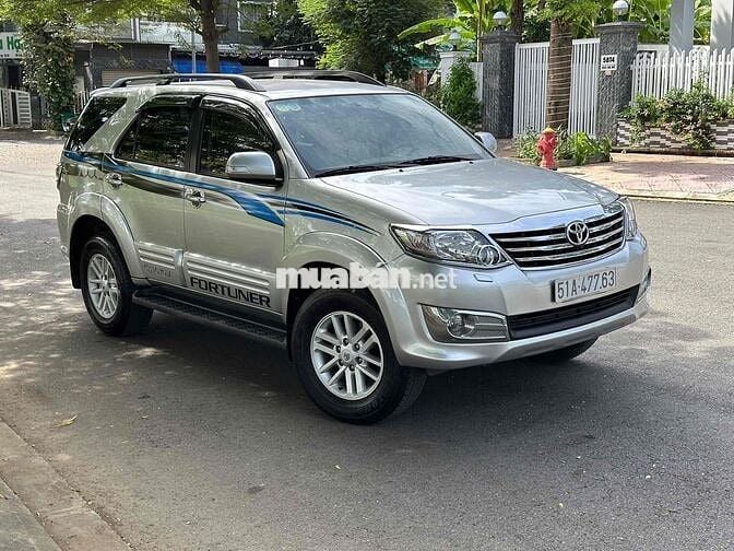 Toyota Fortuner 2013 2.7V 4x4 AT - 50500 km