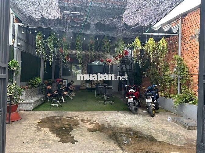 Nhà phố mặt tiền gần vòng xoay An Phú và Vincom550 p. Dĩ An