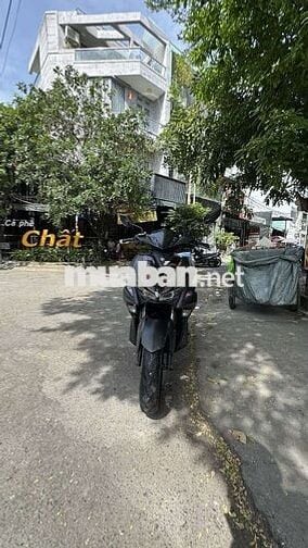 Yamaha NVX 125 màu Đen