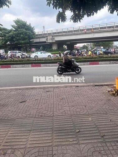 cho thuê mặt bằng phạm văn đồng