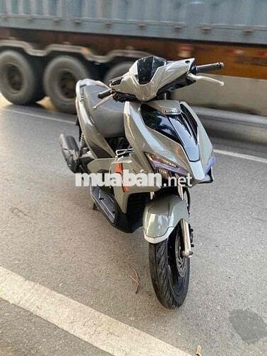 Honda Airblade chính chủ zin đẹp như hình