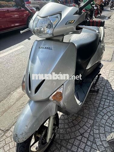 Lead Fi 2010, máy siêu ngon, dán full keo.cavet dd