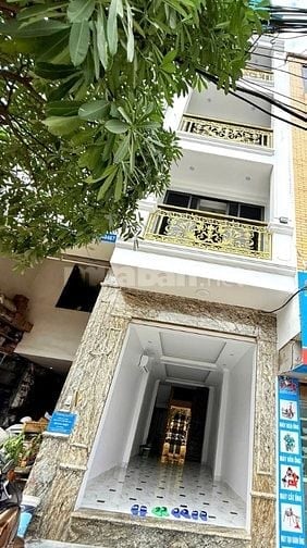 Nhà đẹp giá rẻ mặt phố tam trinh