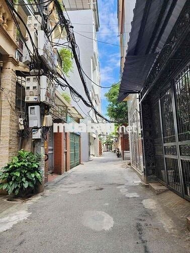 SIÊU PHẨM PHỐ TỨ LIÊN - Ô TÔ ĐỖ CỬA - NGÕ THÔNG - PHÂN LÔ DÂN TRÍ CAO