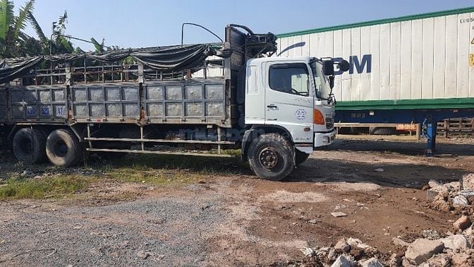 Bán xe tải mui bạt Hino đời 2015  xe biển Hà Nội