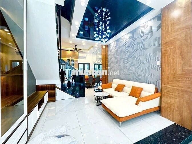 BÁN NHÀ MỚI 4 T- HXH 6M- DT  60M2- HTP- HÀNG XÓM QUẬN 7- GIÁ HƠN 6 TỶ.