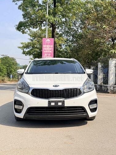 Kia Rondo máy dầu số tự động