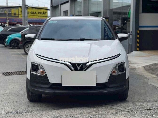 Vinfast VF5 2025 Trắng 12.000 km