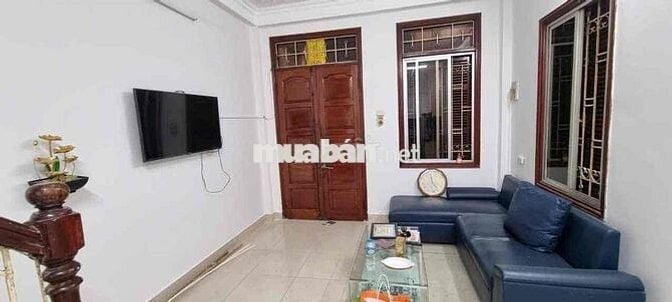 Chính chủ cho thuê nhà 3,5 tầng ngõ 70 Ngọc Hà Ba Đình