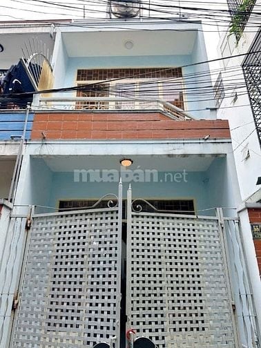 Chủ ngộp bán gấp nhà đường lớn Đoàn Văn Bơ P.13, Q.4 1 trệt 1 lầu SHR