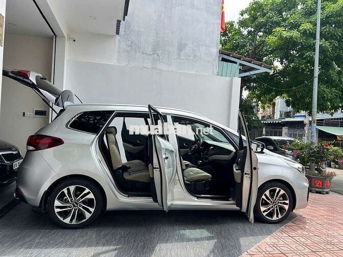 Bán Kia Rondo 2019AT 7C