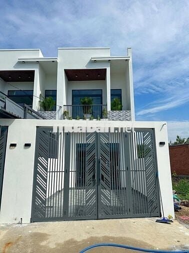 Cần bán nhanh nhà 1T1L ngay chợ Hưng Long, Bình Chánh, 52m2/ 1,05 tỷ