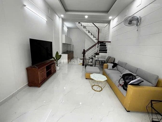 MUA NGAY CUỐI NĂM KẺO BDS TĂNG GIÁ, BÁN NHÀ HẺM NGUYỄN TRI PHƯƠNG, Q10