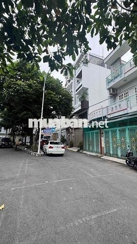 Nhà 1 trệt 1 lầu sân thượng hẻm 12m 1 trục Phan Huy Ích