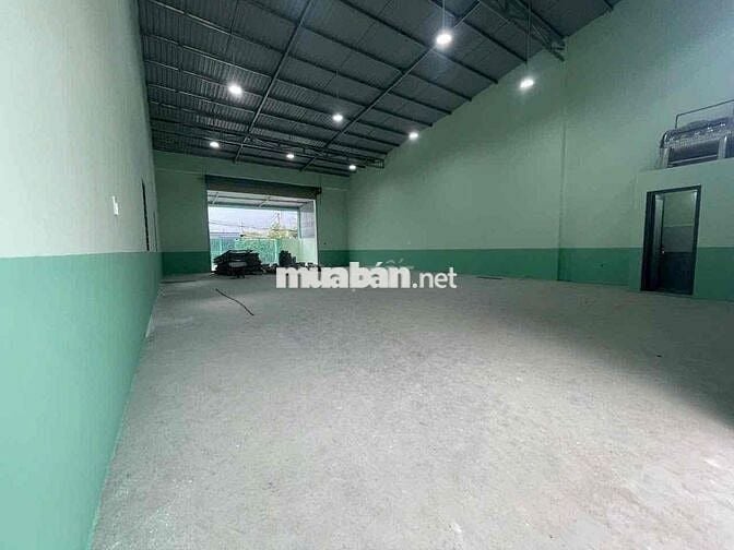 Cho thuê kho, xưởng 600m2 đường xe tải lớn