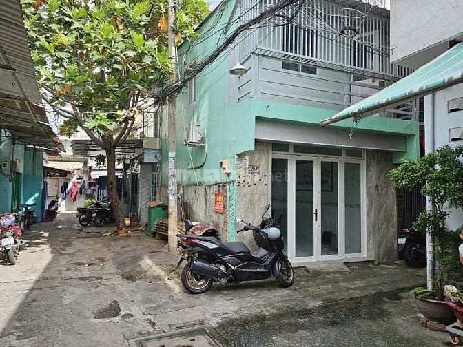 Bán Nhà góc 1 trệt 1 lầu Trịnh Đình Trọng, hẻm 4m, gần Lũy Bán Bích