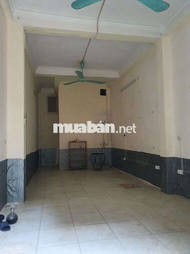 Cho thuê nhà 3 tầng 2 PN khép kín tại 84/8 Bùi Ngọc Dương