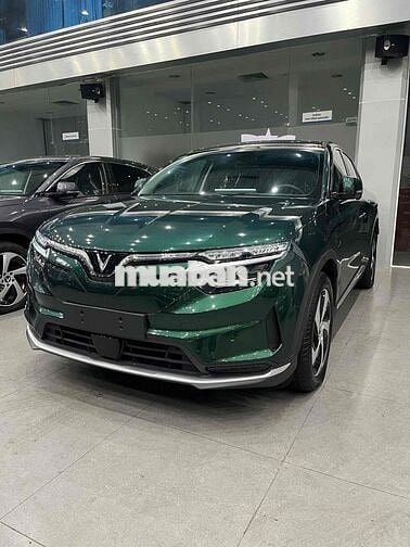 VinFast VF8 2024 S (Kèm pin) - 00014 km