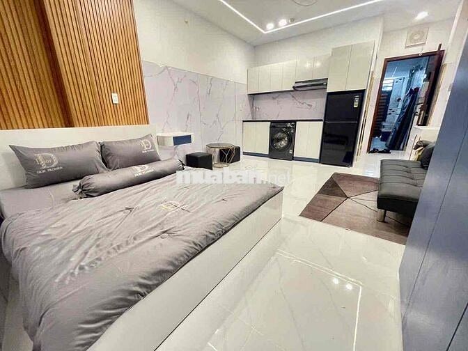 CĂN HỘ CAO CẤP FULL NỘI THẤT NGAY CÔNG VIÊN LÀNG HOA