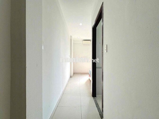 PHÒNG MỚI CỬA SỔ LỚN NGAY BVQ12, CVPM, TÔ KÝ