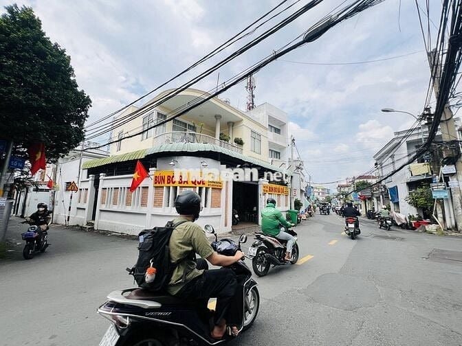 LÔ ĐẤT GÓC 2 MT ĐƯỜNG VÕ VĂN NGÂN CÓ NHÀ 2T_LỘ GIỚI 8M_NGANG 7M NỞ HẬU