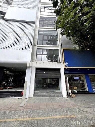 *** 1 CĂN MẶT TIỀN ĐƯỜNG NGUYỄN CƯ TRINH QUẬN 1