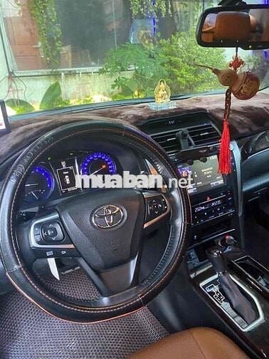 Toyota Camry 2019 2.5Q Màu Đen