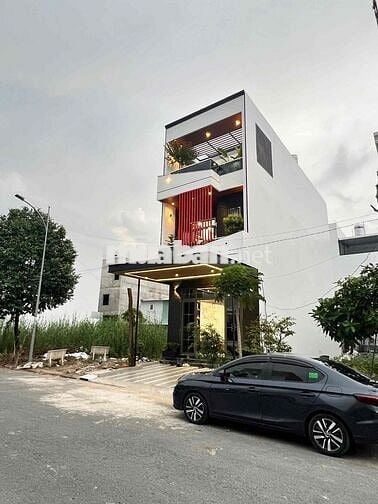 BÁN NHÀ ĐẸP FULL NỘI THẤT KDC HỒNG LOAN CẦN THƠ