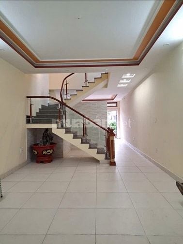 Cho Thuê Nguyên Căn Trung Tâm NGÔ QUYỀN, Hải Phòng, 4,5x19m, 2 tầng