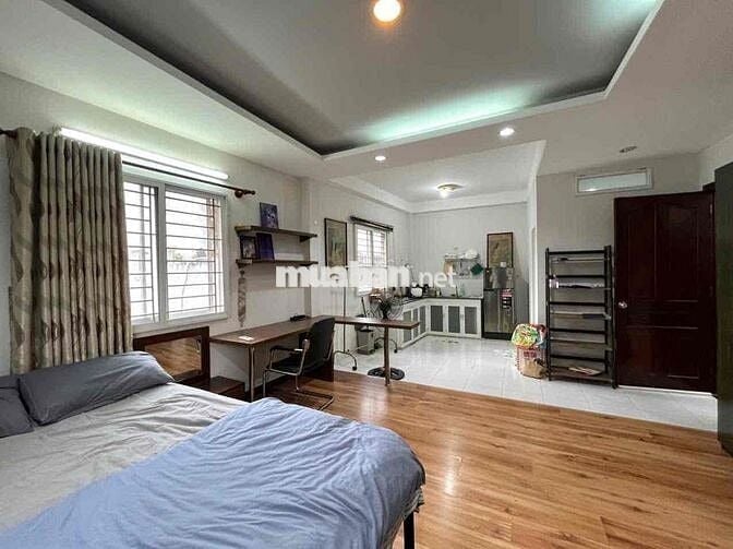 Cho Thuê Studio 35m2 Full NT Ngay Võ Văn Kiệt Cô Giang Quận 1