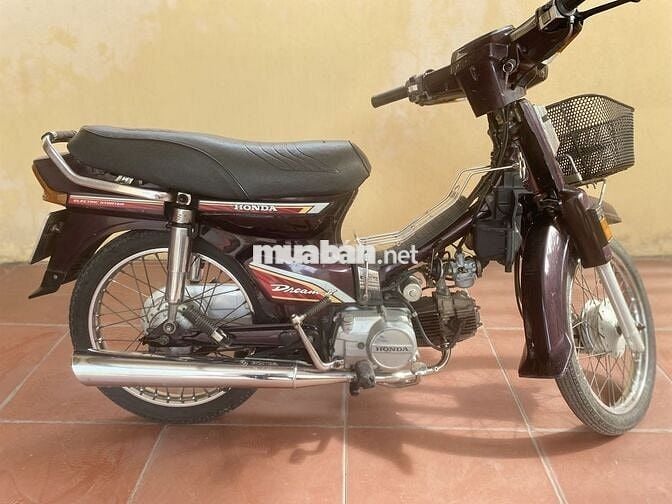 Honda Dream Thái Đỏ đô