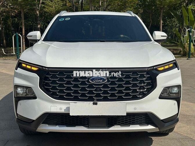 FORD TERRITORY TITANIUM SIÊU MỚI