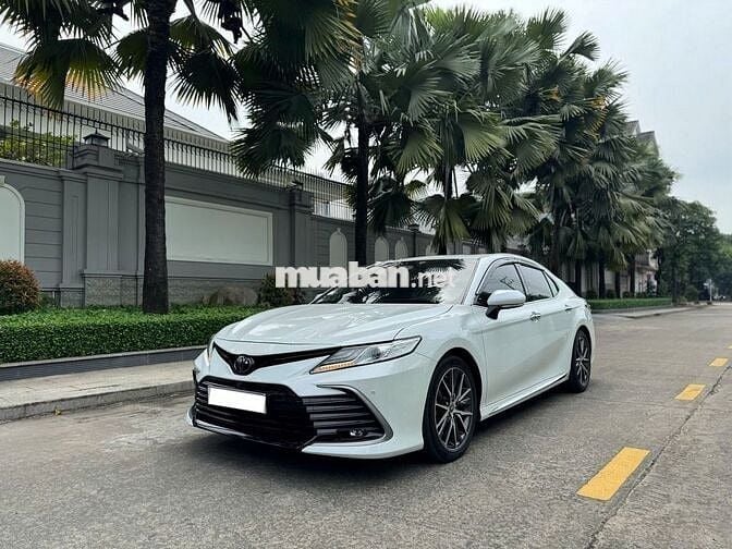 Toyota Camry 2021 2.5Q - 56000 km