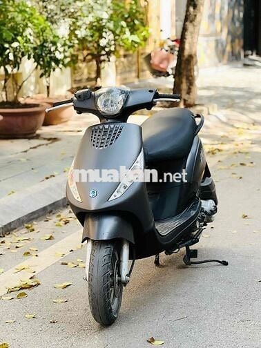 PIAGGIO ZIP 100cc MÀU GHI XÁM ĐỜI CAO 2022