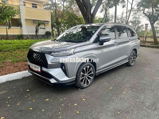 Veloz Cross 2022 Top - xe gia đình- thương lượng