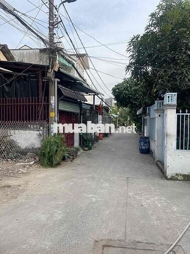 Đất Phân Lô - Hẻm Xe Hơi Thông - Phạm Văn Đồng