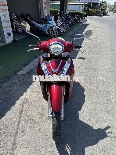 SH mode đký 2024 ( góp cần cccd không nợ xấu )